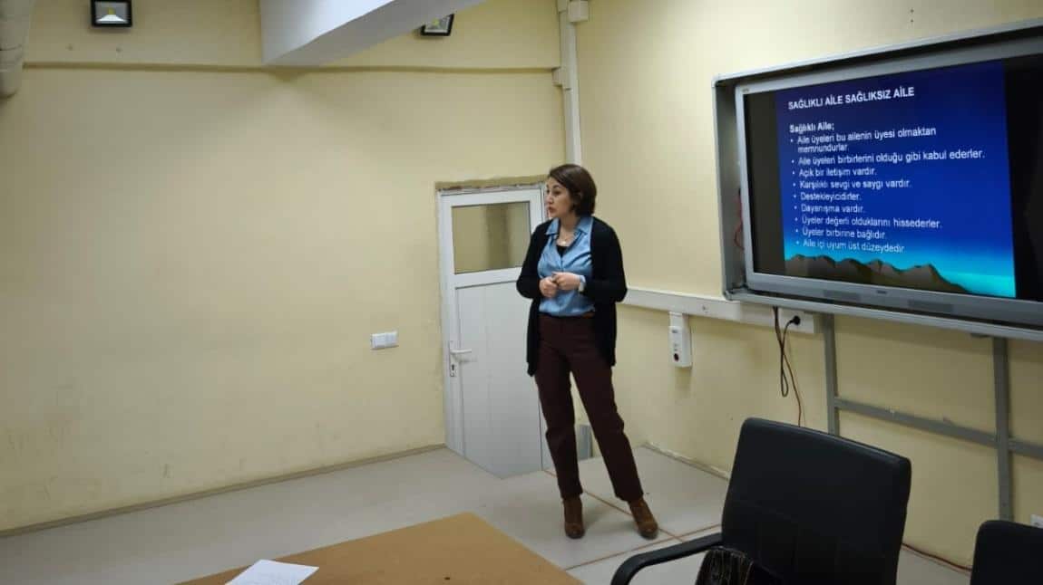 Maarif Model Evebey Eğitimlerimiz 